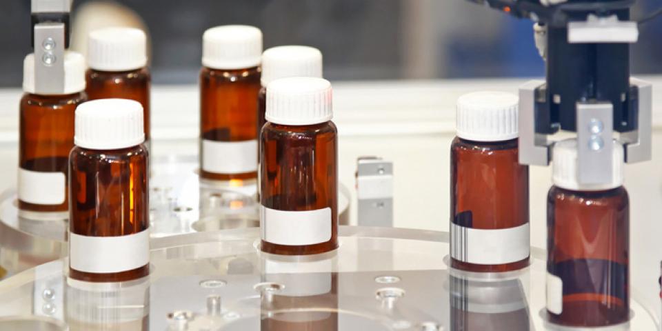 Tuyaux flexibles sertis sans zones de rétention pour la pharma